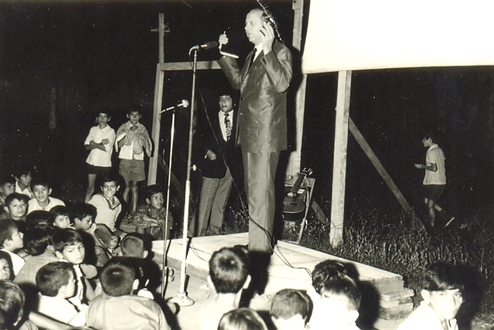 Predicando – Pastor Alberto Enns